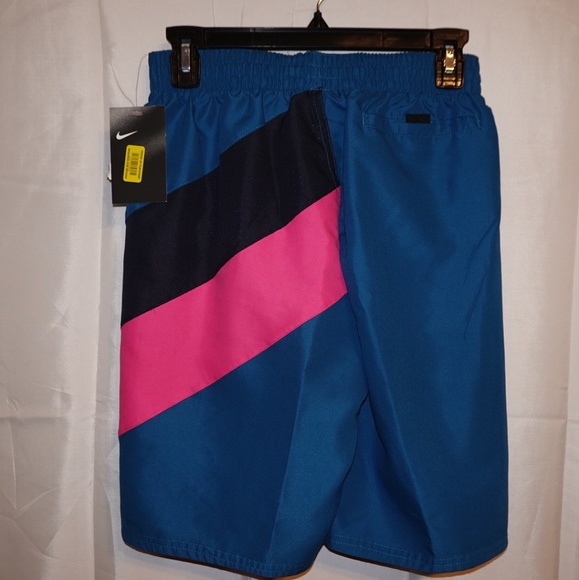 🆕Nike boys swim trunks - Picture 2 of 2